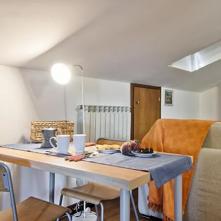 Apartment 5 Miglia La Mansarda A